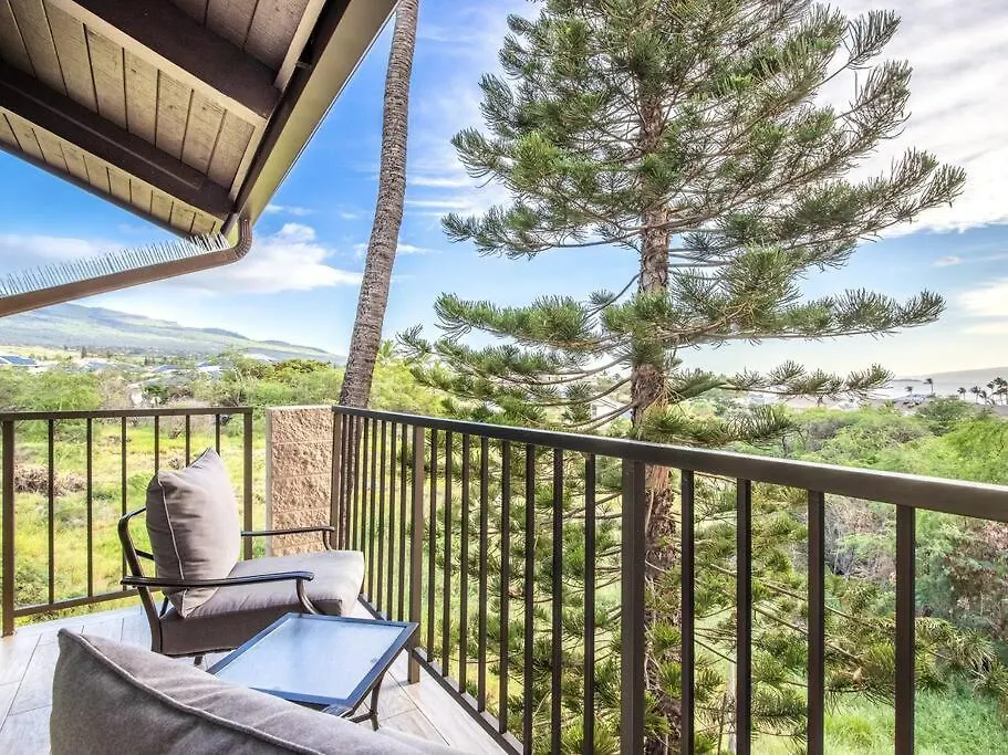 3Br Penthouse- Ocean Views, Lanais, Acs, Hot Tub, Pool, Sauna, Steps To Beach Kihei